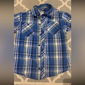 Boys 5/6 plaid button up shirt